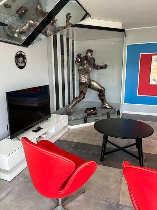 Appartement Disney Avengers, 5 Min Des Parcs Мани льо Онгр Екстериор снимка